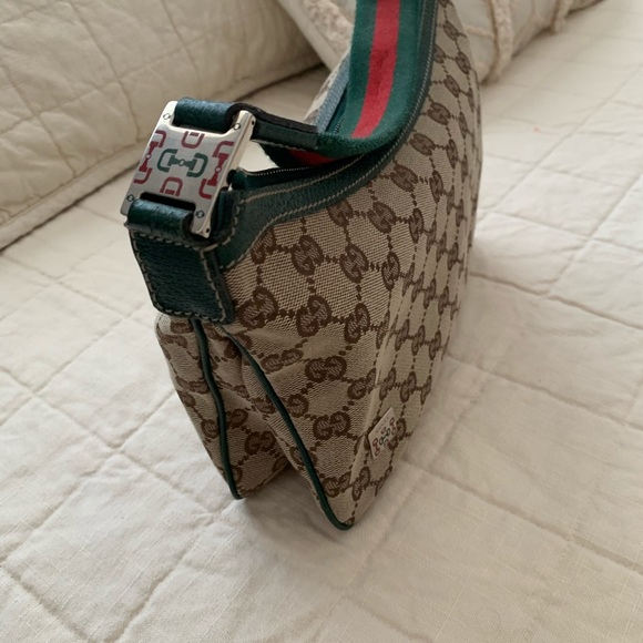 GUCCI PURSE - Picture 2 of 4